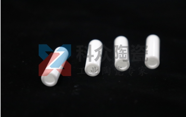 很多人關心白色氧化鋯有什么用？可靠嗎？價值